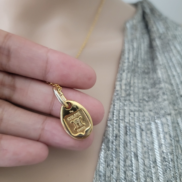 Flash Sale🎉 Authentic Celine Zipper Pull Gold Hardware - Picture 1 of 4